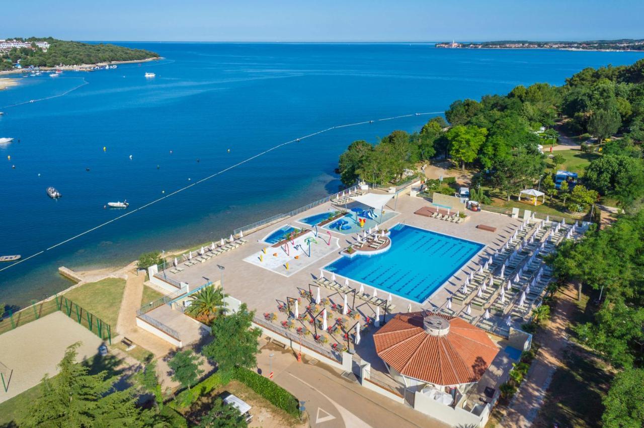 Easyatent Tent Lanterna Park za odmor Cervar-Porat
